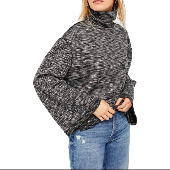 Free People Sunny Days Turtleneck Sweater Women's Oversized Black Boho - Picture 1 of 6